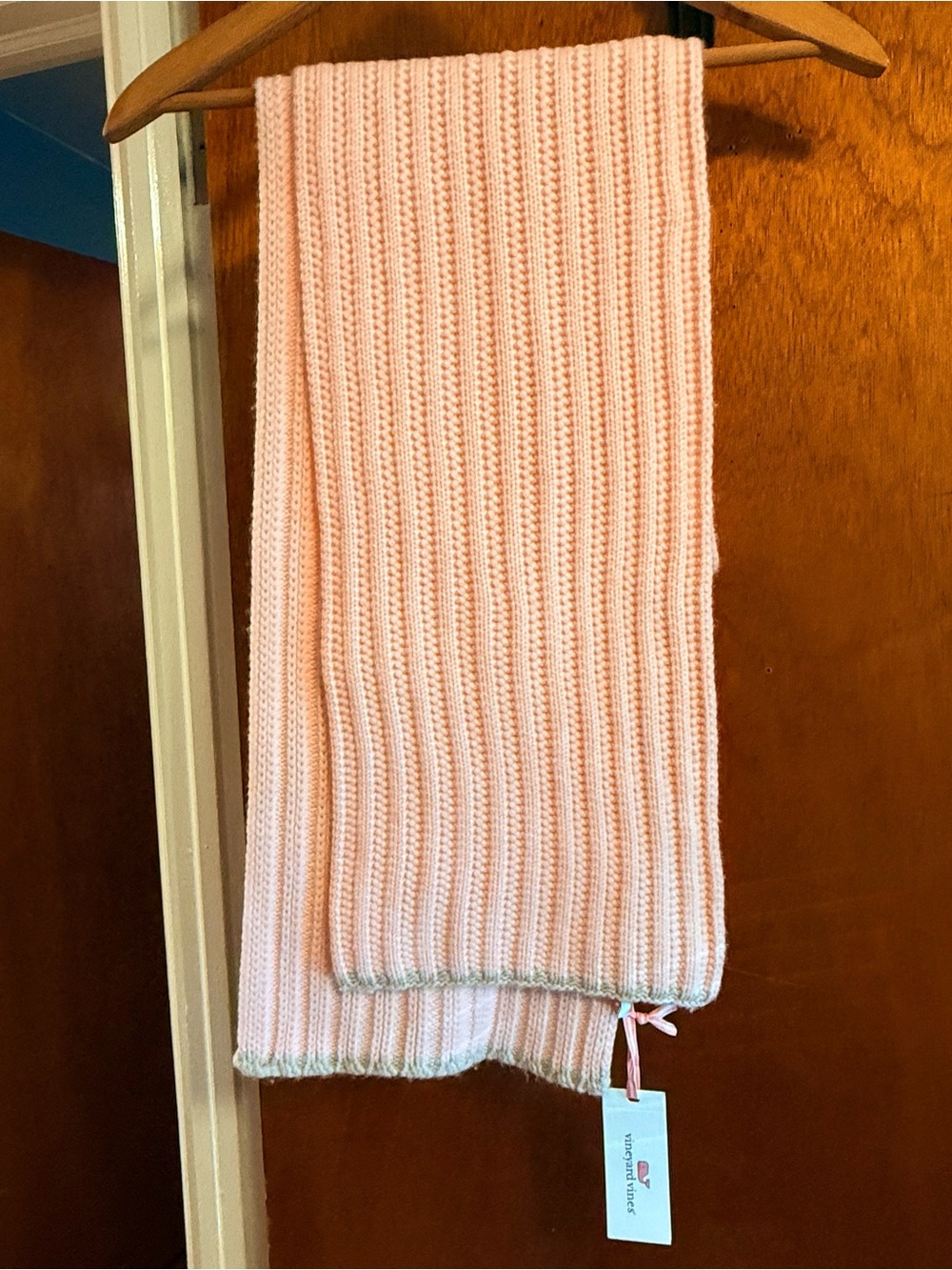 Vineyard Vines Light Pink with gray trim, knit winter scarf! $118 retail
